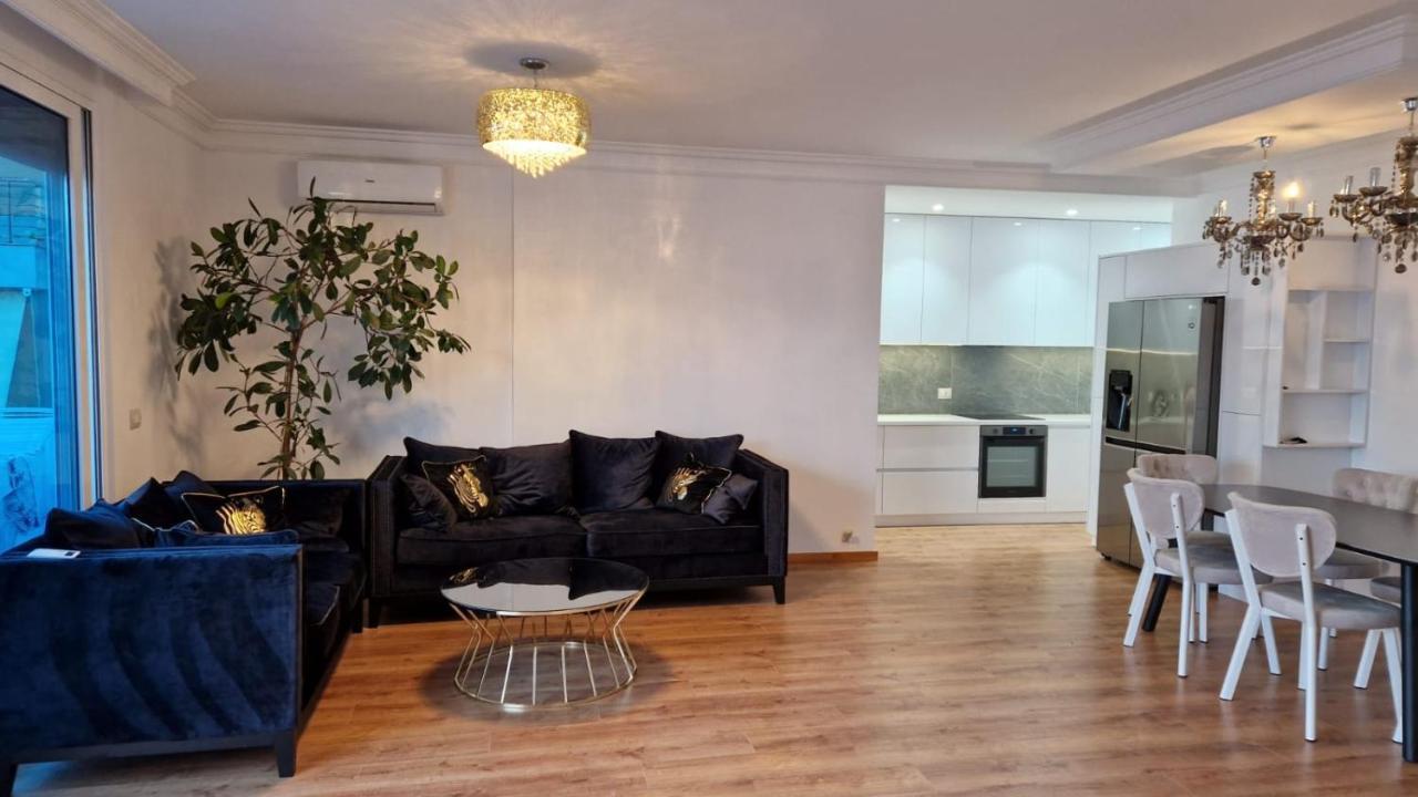 Pirro Luxury Apartment Sarandë Exterior foto